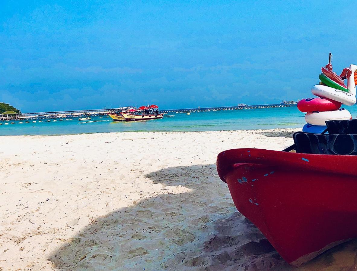 Koh Larn White House Hotel Bagian luar foto