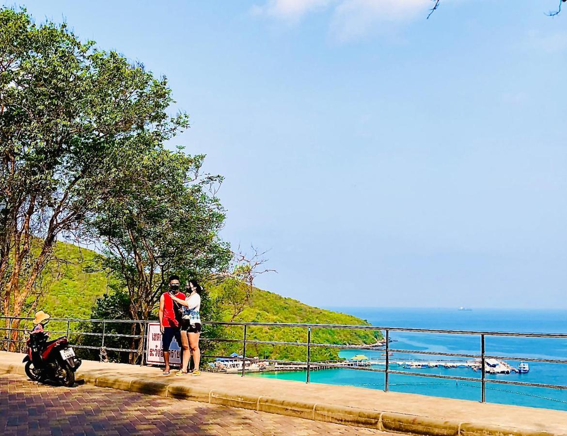 Koh Larn White House Hotel Bagian luar foto